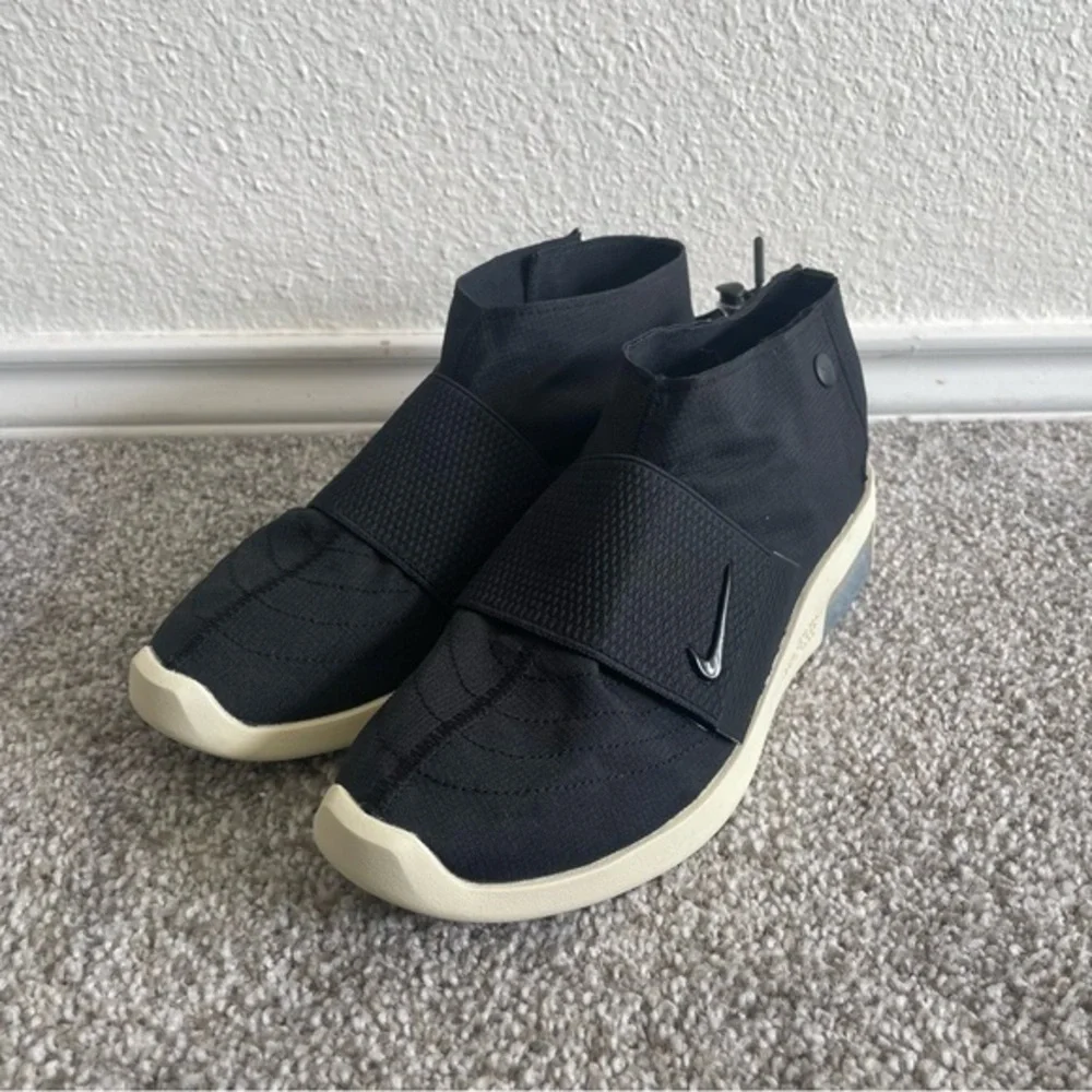 Nike Air Fear of God MOC Men’s Size 5.5 / Wmns 7 Black Fossil FOG AT8086 002